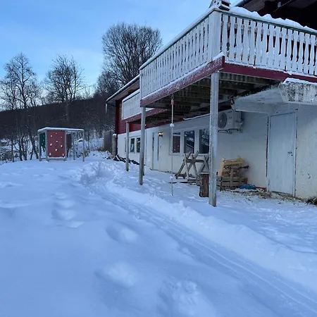 For 4 In Nature With Mountain View, 3 Km From Apartament Oldervik