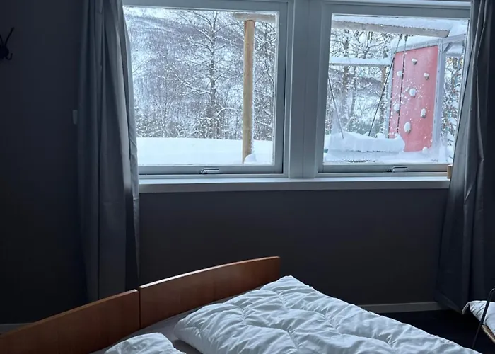 For 4 In Nature With Mountain View, 3 Km From * Oldervik